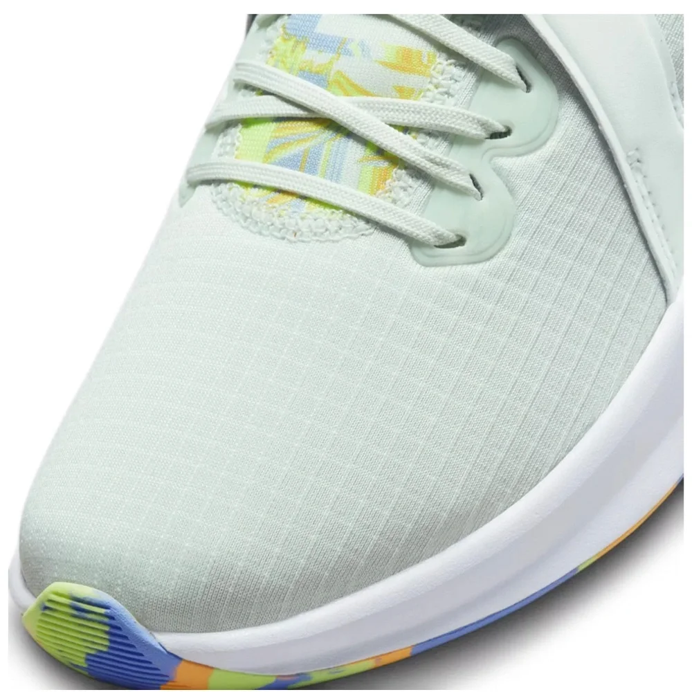 Nike Women's Air Max Bella TR 5 Shoes - Picture 3 of 11